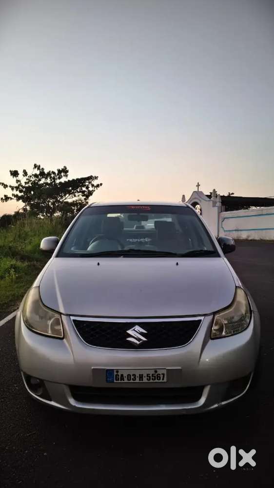 Maruti Suzuki Sx4 Petrol 2011