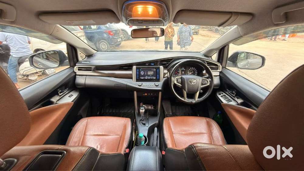 Toyota Innova Crysta 2.8z Automatic, 2017, Diesel