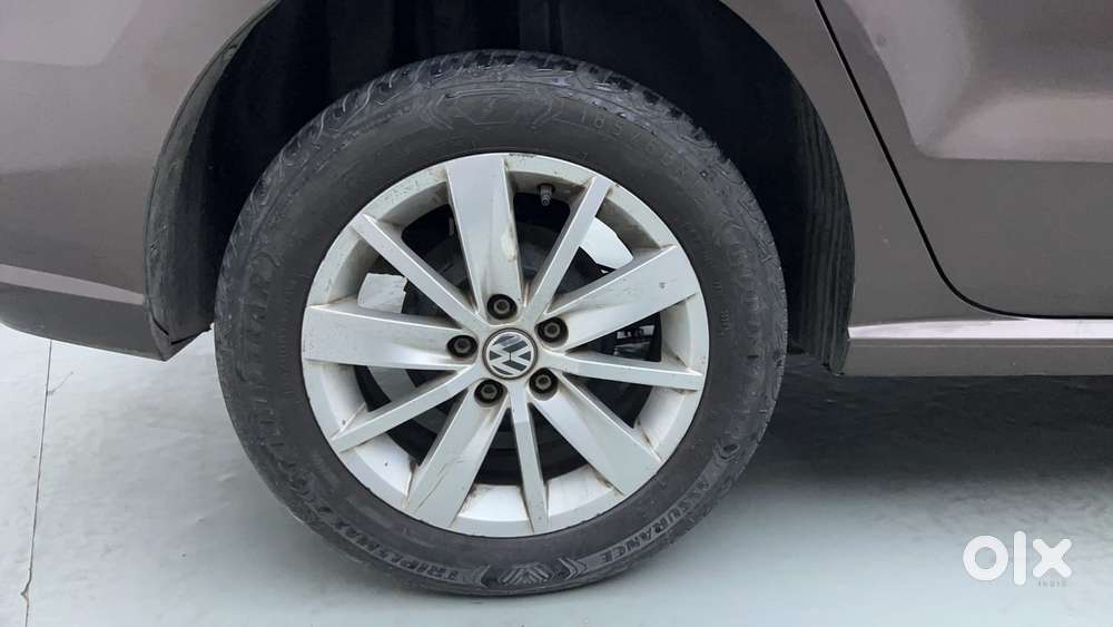 Volkswagen Ameo 1.2 Mpi Highline 16 Alloy, 2016, Petrol