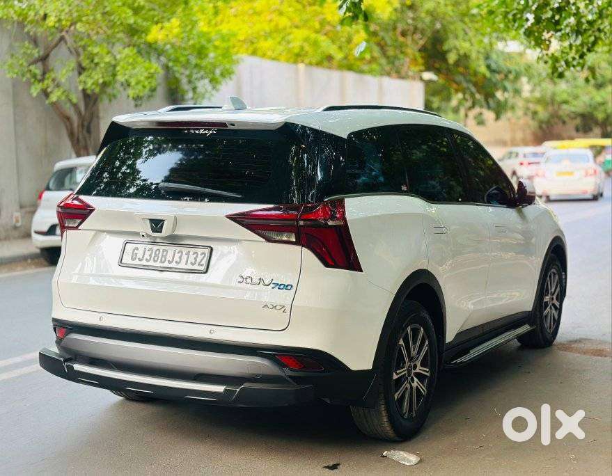 Mahindra Xuv700 2.2 Ax 7 Diesel At Luxury Pack Str, 2025, Diesel