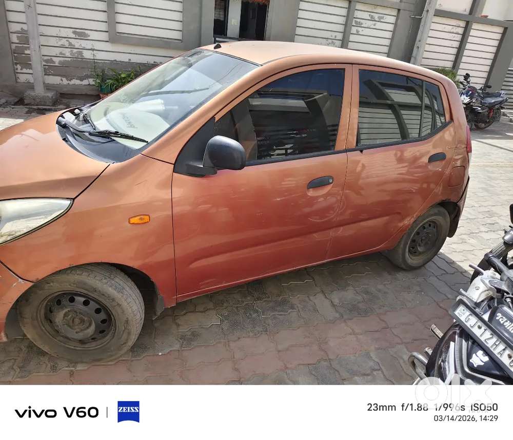 Hyundai I10 2009 Parcing 2029 Insurance Puc Documents Running Full