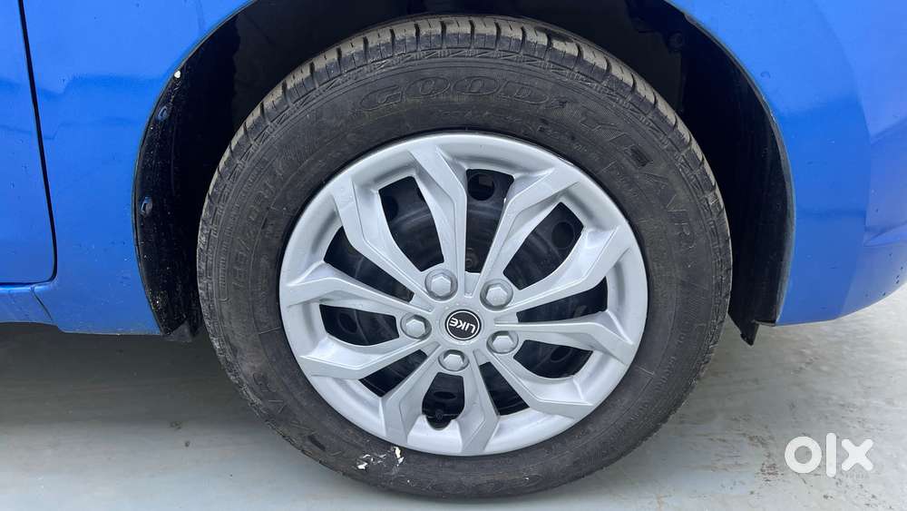 Maruti Suzuki Celerio Vxi Optional Amt, 2016, Petrol