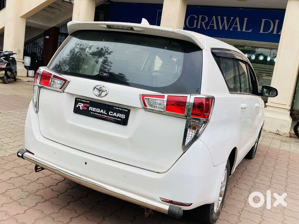 Toyota Innova Crysta 2.4 G Mt 7 Str, 2017, Diesel
