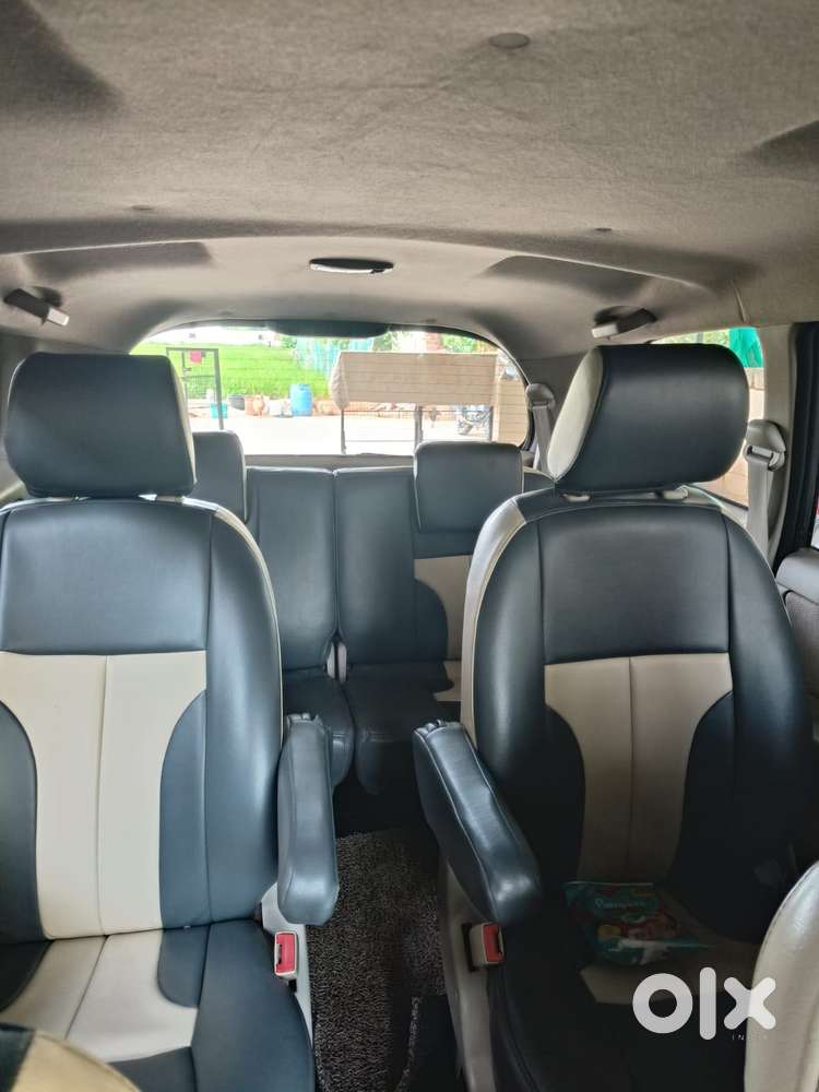 Toyota Innova 2.5 Vx 8 Str Bs-iii, 2010, Diesel