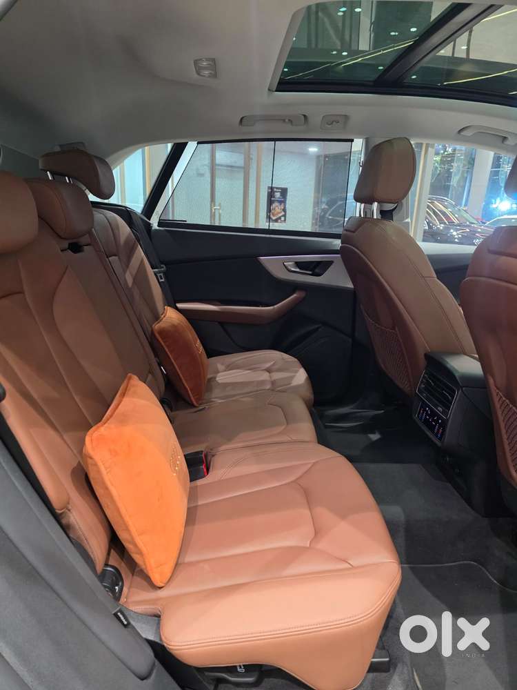 Audi Q8 Limited Edition, 2023, Petrol