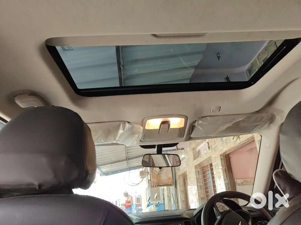 Mahindra Xuv300 2023 Petrol 16000 Km Driven