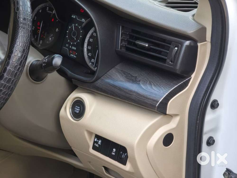 Maruti Ertiga Zxi 2025