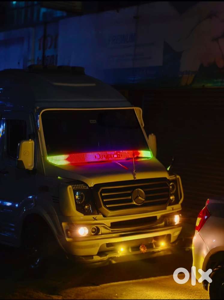 Tempo Traveller 2016