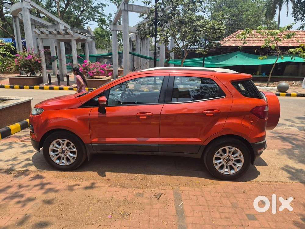 Ford Ecosport 2016 At Titanium Petrol 80000 Km Driven