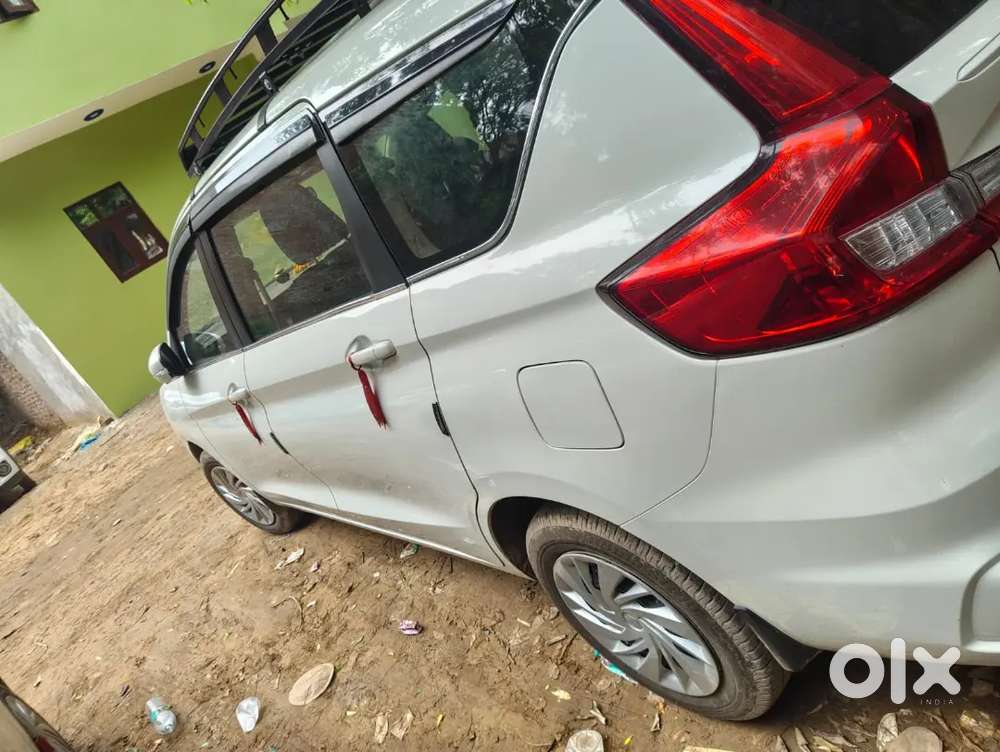 Maruti Suzuki Ertiga Vxi 2025