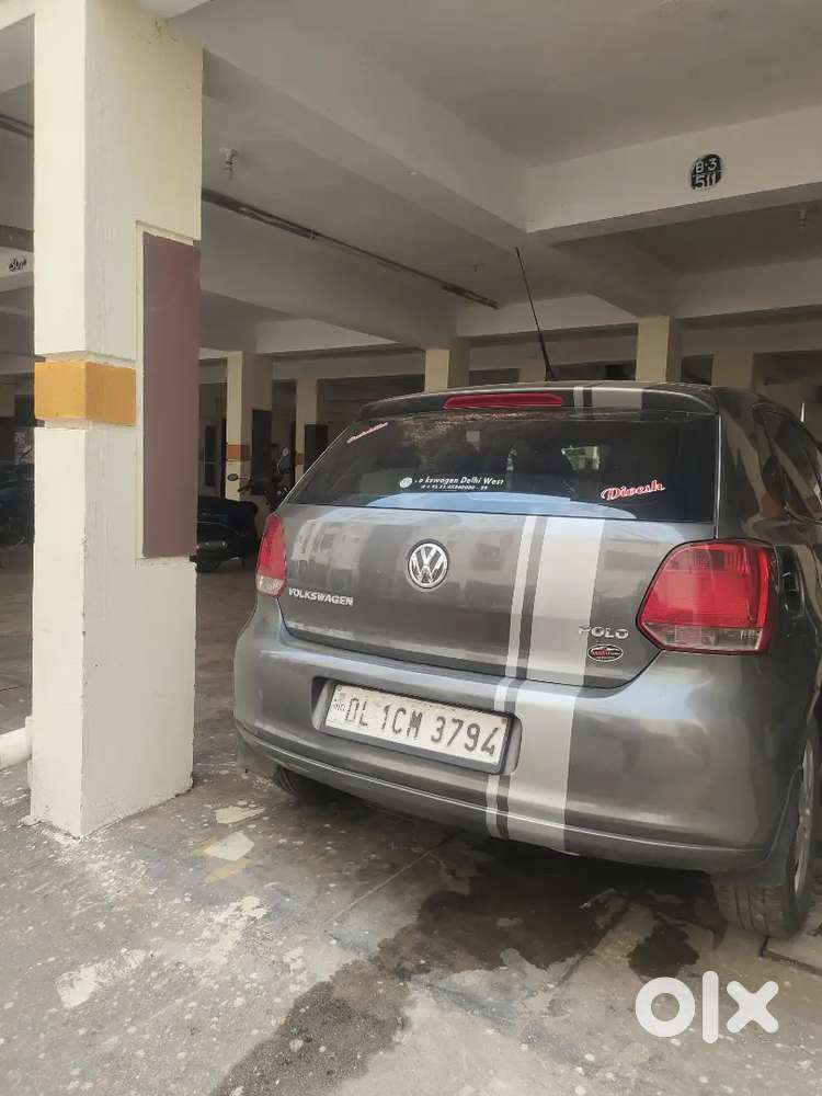 Volkswagen Polo 2011 Petrol 75000 Km Driven