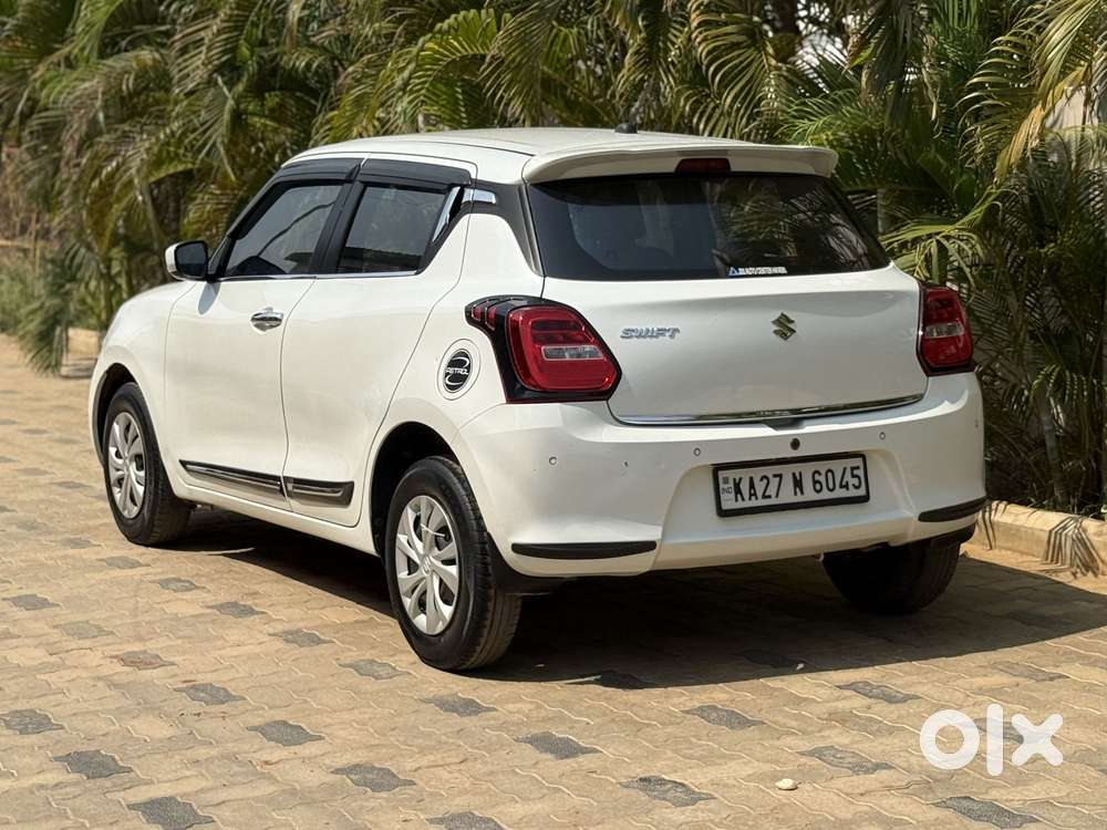 Maruti Suzuki Swift Vxi + Manual, 2020, Petrol