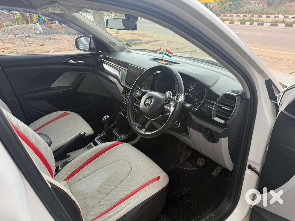 Skoda Kushaq 1.5 Tsi Style, 2022, Petrol