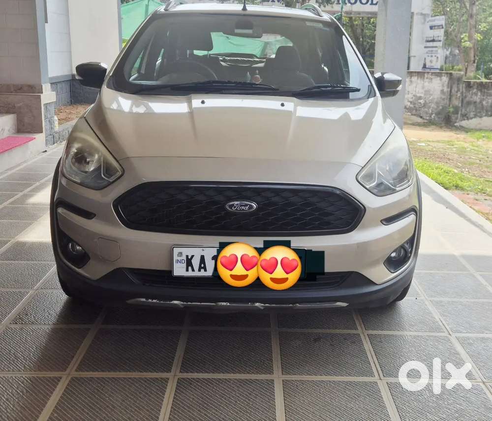 Excellent Condition Single Owner Car  Full Showroom Service