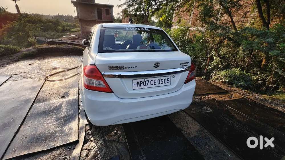Maruti Suzuki Dzire 2017 Cng & Hybrids 120000 Km Driven