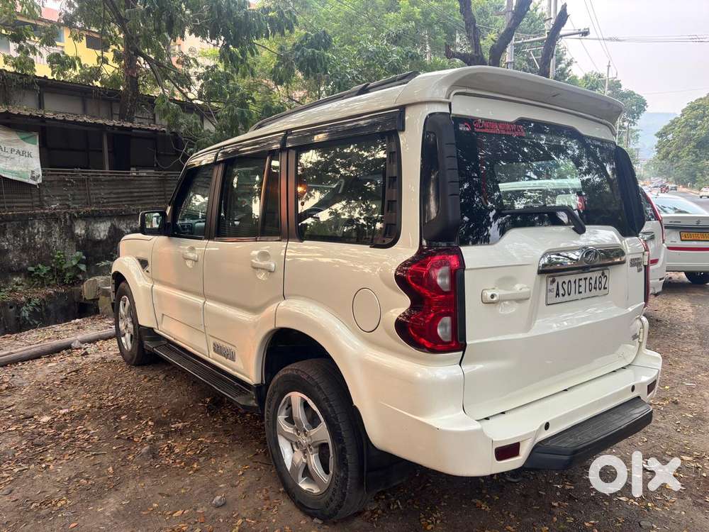 Mahindra Scorpio Classic 2.2 S 11 Mt 7 Str, 2021, Diesel