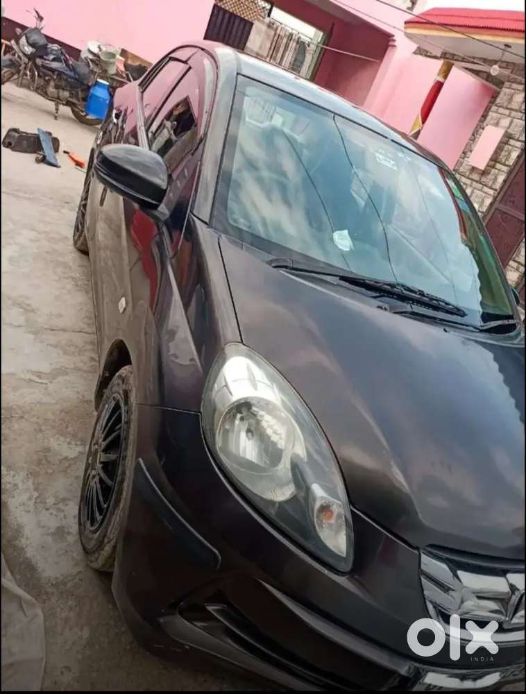 Honda Amaze 2016 Petrol Well Maintained