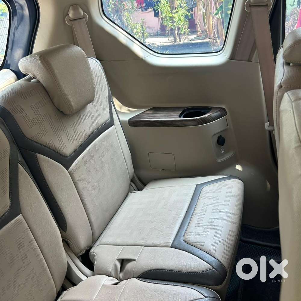 Ertiga Smart Hybrid Zxi