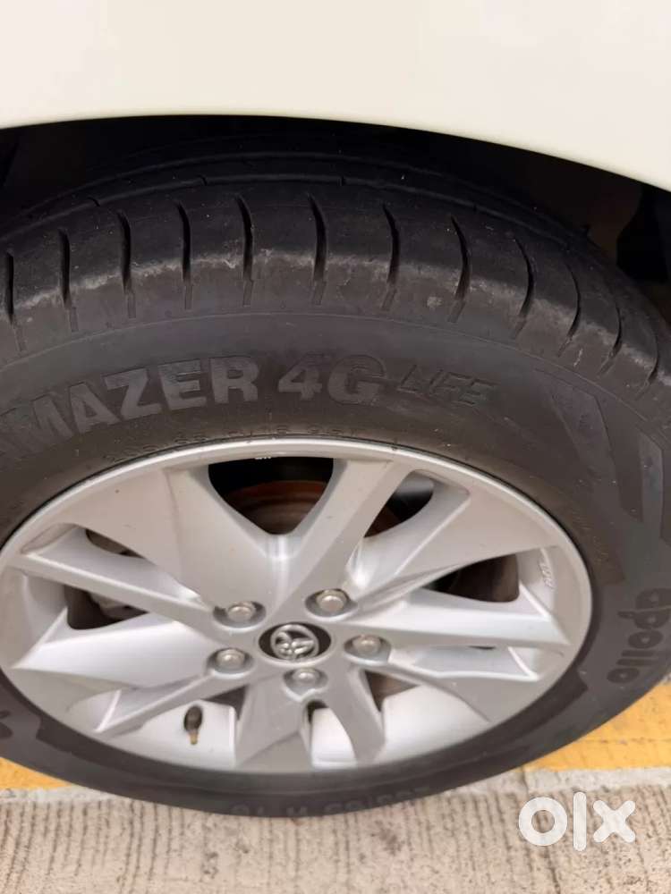 Toyota Innova Crysta 2.8 Zx At 7 Seater, 2017, Diesel