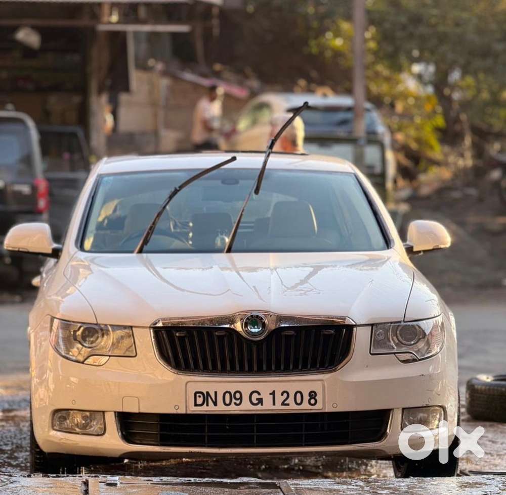 Skoda Superb 2011 Model