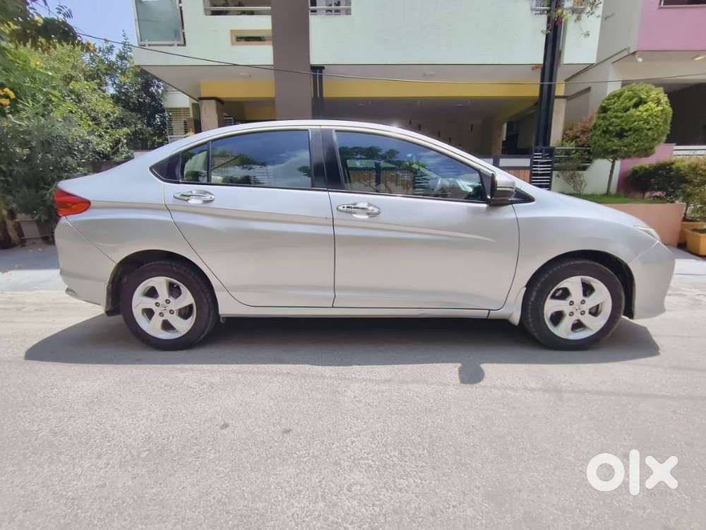 Honda City 1.5 V Mt Sunroof, 2014, Petrol