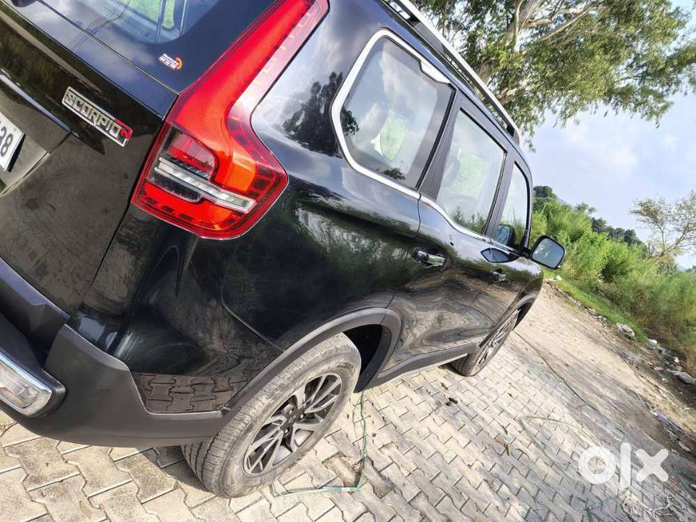 Mahindra Scorpio N Z4 Petrol At 7 Str, 2022, Petrol