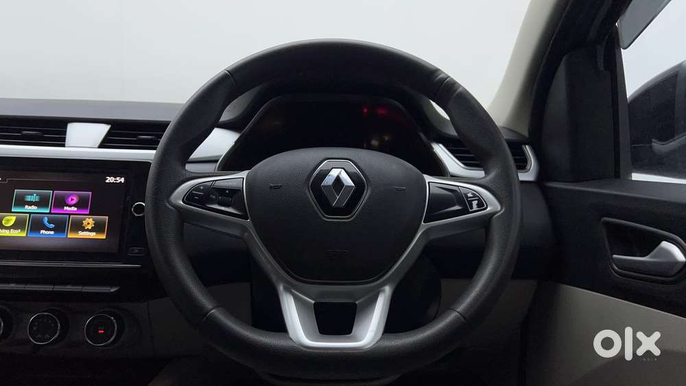 Renault Triber Rxz, 2022, Petrol