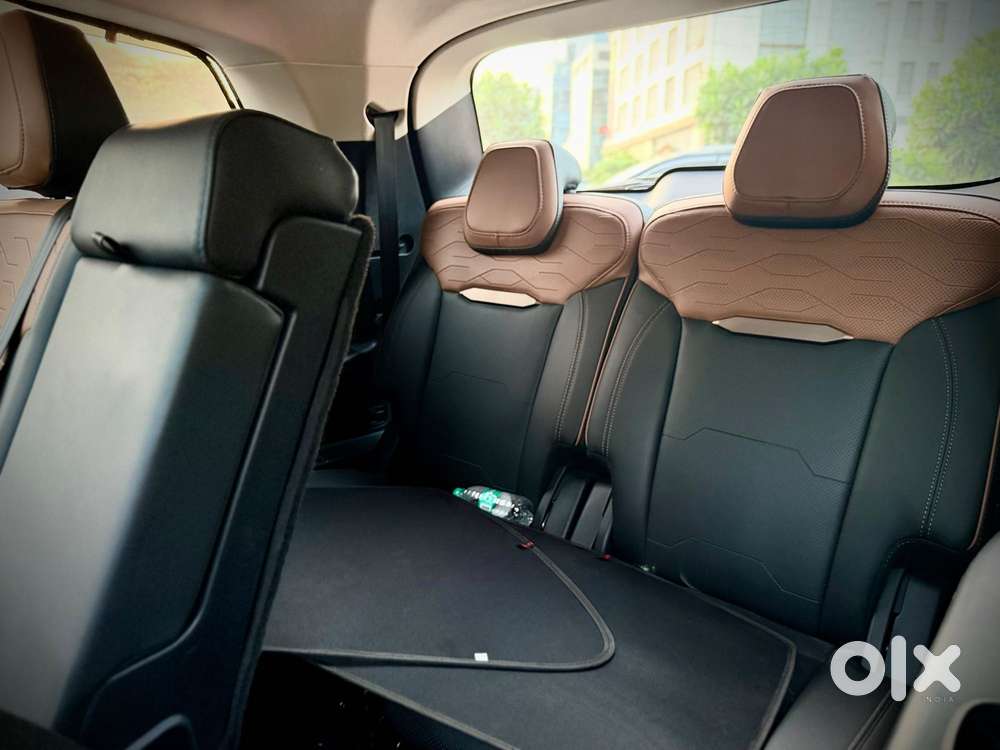 Mahindra Xuv 7xo Ax7 At, 2026, Petrol