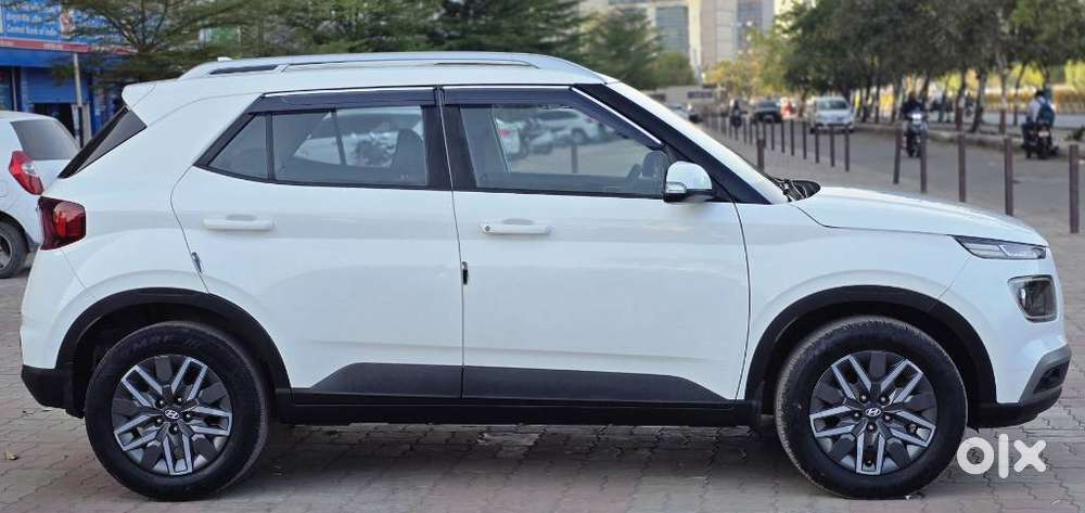 Hyundai Venue Sx Mt, 2021, Diesel