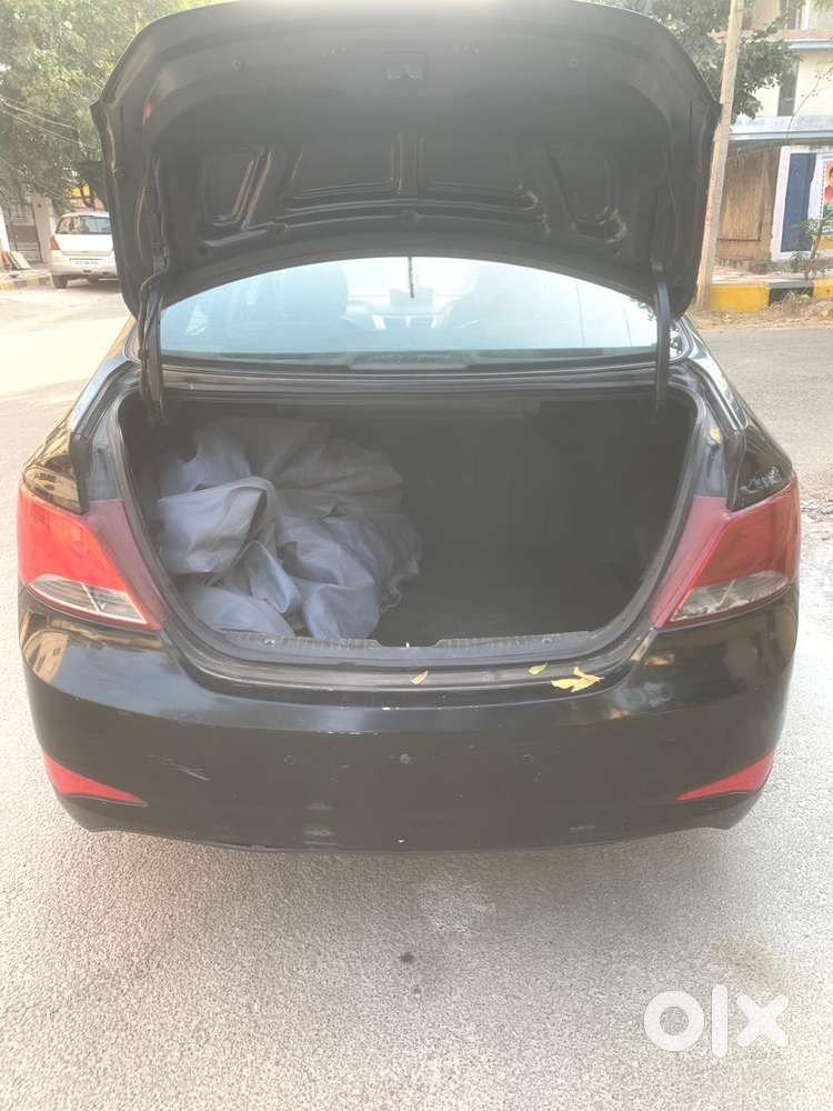 Hyundai Verna Fluidic 1.6 Crdi Sx, 2015, Diesel