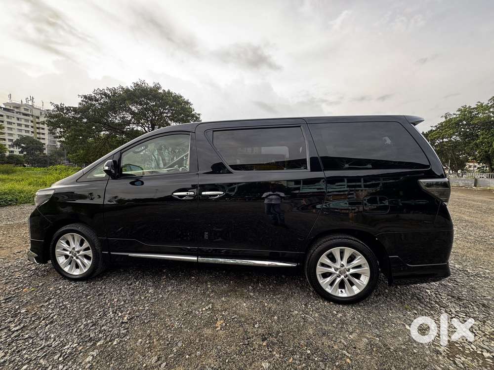 Toyota Alphard 3.0 V6, 2011, Petrol