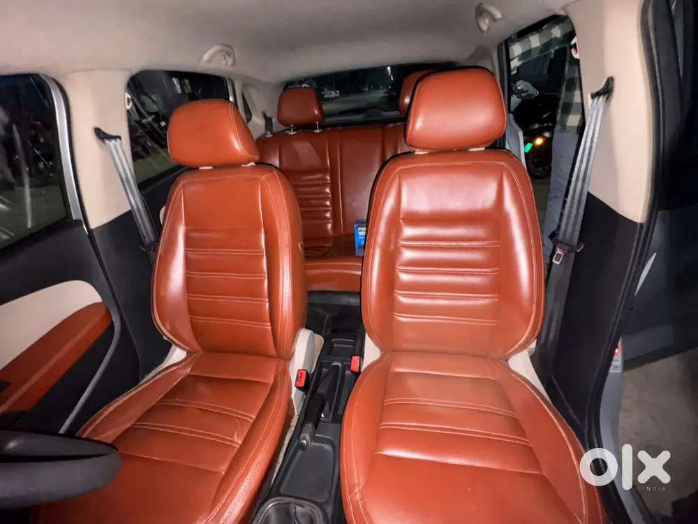 Volkswagen Polo 2011 Petrol