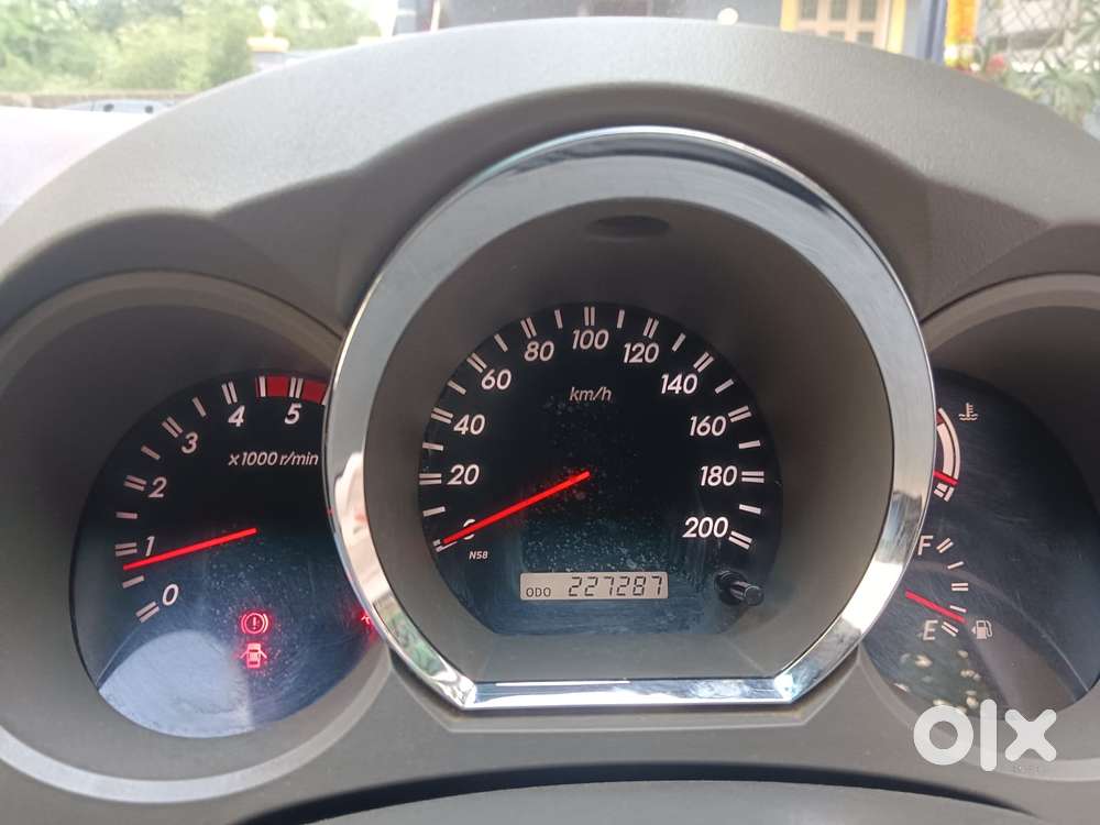 Toyota Fortuner 3.0 4x4 Manual, 2011, Diesel