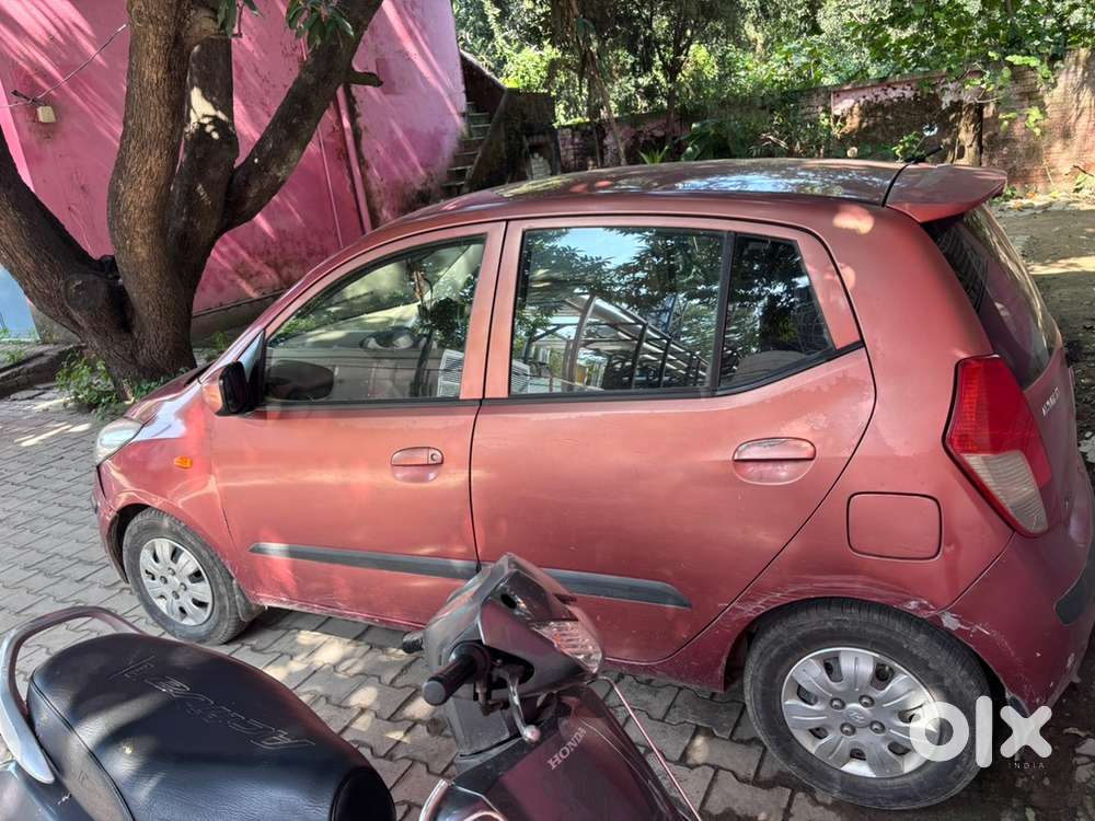 Hyundai I10 Petrol 2010 Good Condition With All Four New Tyres