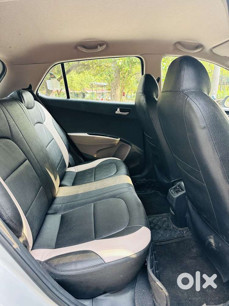 Hyundai Grand I10 Sportz(o) 1.2 Mt, 2015, Cng & Hybrids