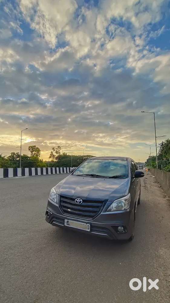 Urgent Sale Toyota Innova Diesel Manual 2014