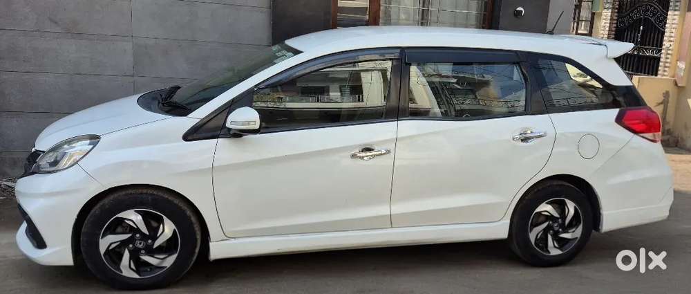 Honda Mobilio 2016 Diesel 110000 Km Driven