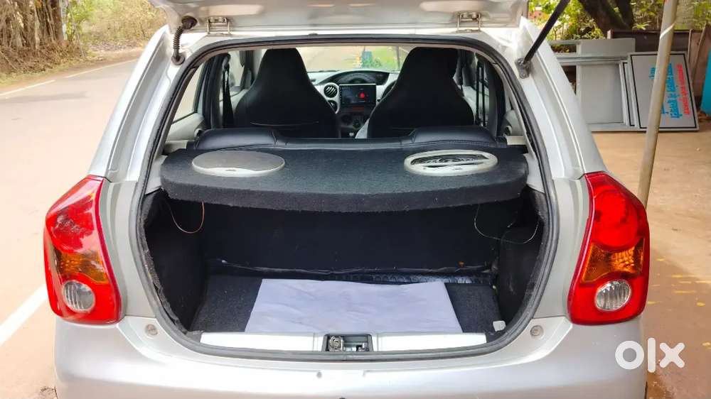 Toyota Etios Liva 2011