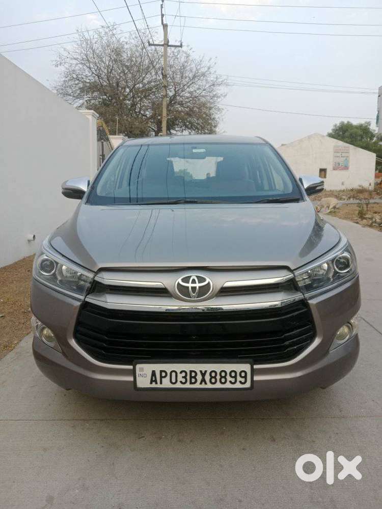 Toyota Innova Crysta 2.8z Automatic, 2016, Diesel