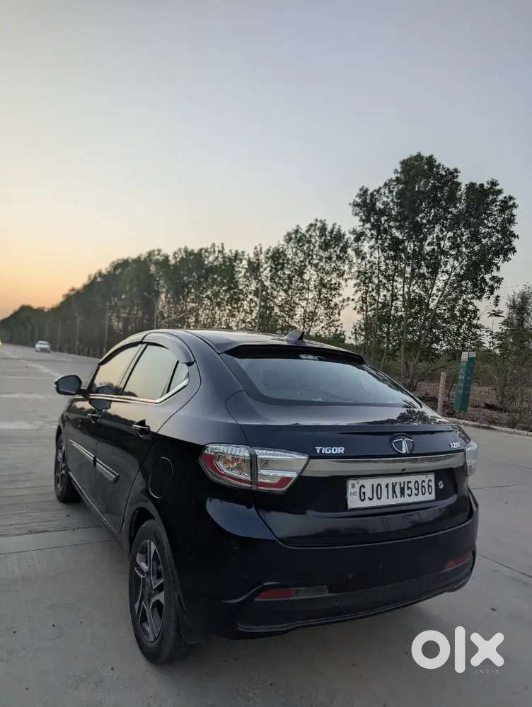 Tata Tigor Automatic Top Model
