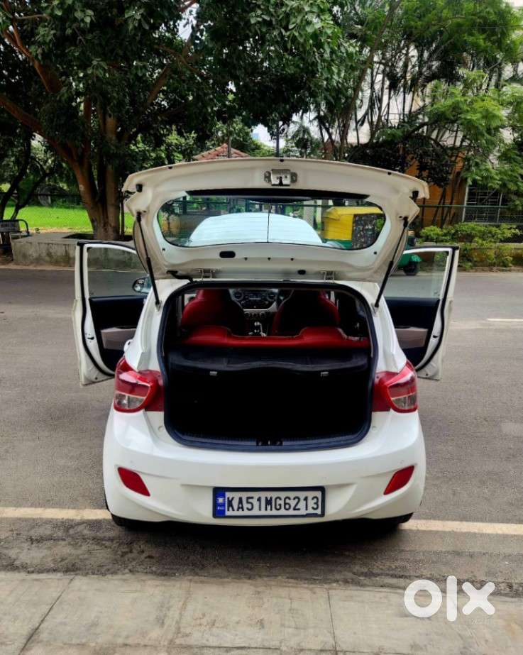 Hyundai Grand I10 Sportz, 2015, Petrol