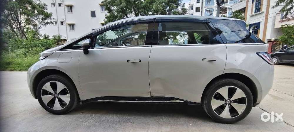 Mg Windsor Ev Essence, 2025, Electric