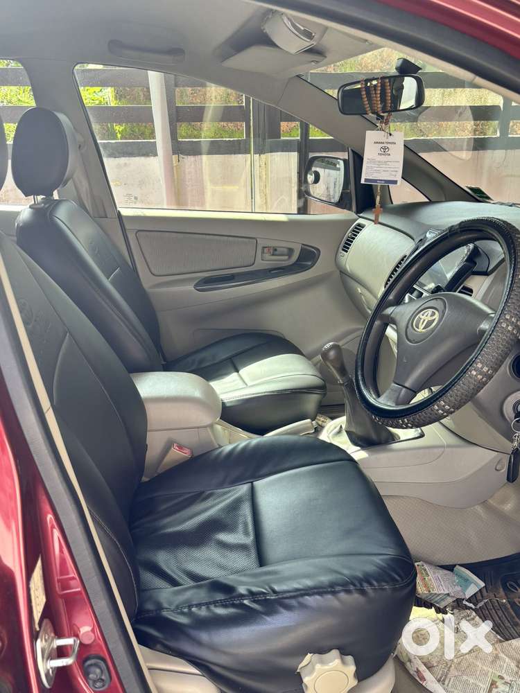 Toyota Innova 2.5 Gx 8 Str Bs-iii, 2010, Diesel