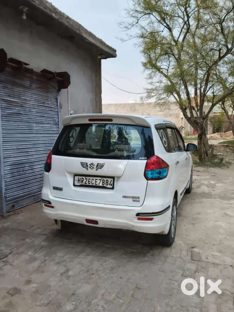 Maruti Suzuki Ertiga 2014 Diesel 295000 Km Driven