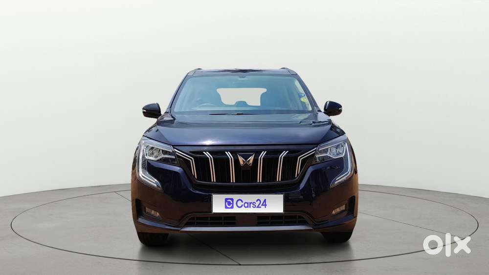 Mahindra Xuv700 2.0 Ax 5 Petrol At Str, 2022, Petrol