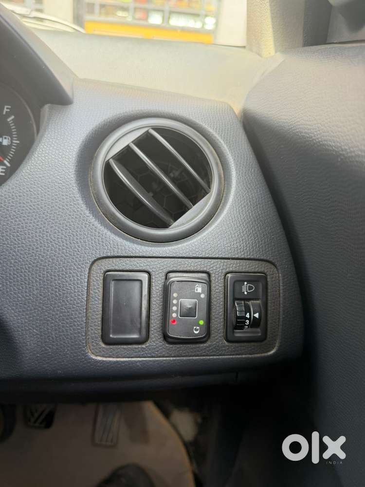 Maruti Suzuki Swift Dzire 2011 Petrol