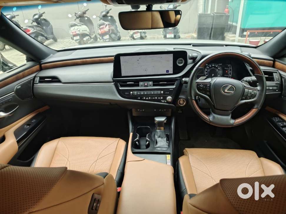 Lexus Es 300h, 2023, Petrol