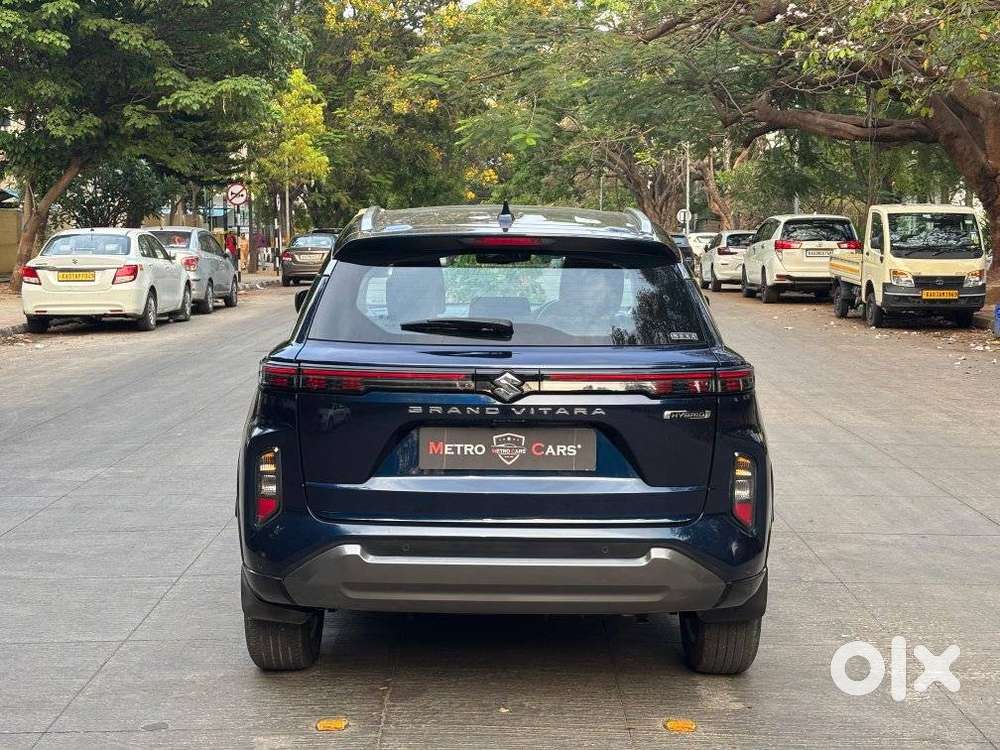 Maruti Suzuki Grand Vitara 1.5 Alpha Smart Hybrid At, 2023, Petrol