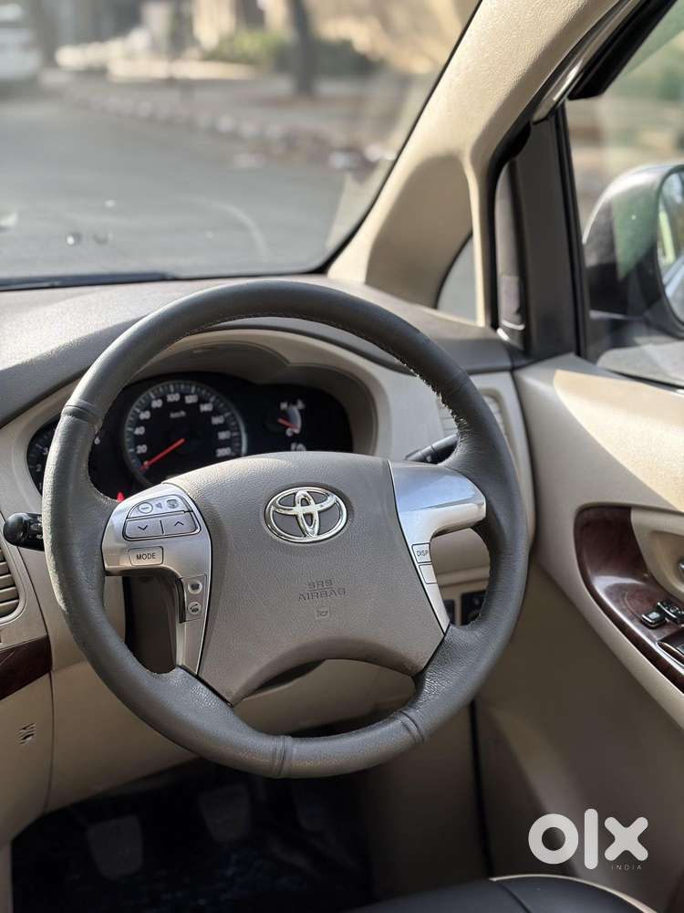 Toyota Innova 2.5 V 7 Str, 2014, Diesel