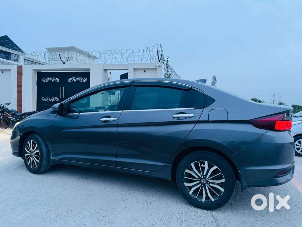 Honda City Zx 2017 Petrol Well Maintained